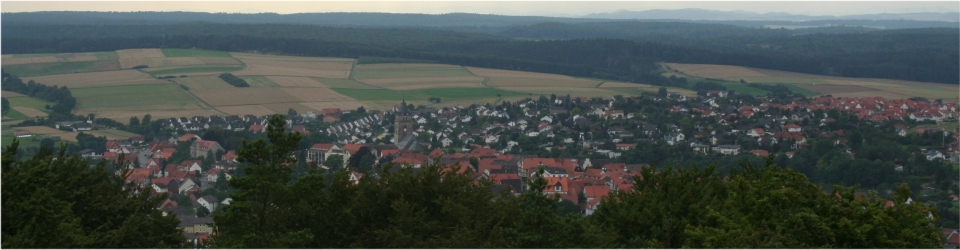 Wolfhagen von oben (Blick vom Aussichtsturm am Ofenberg).