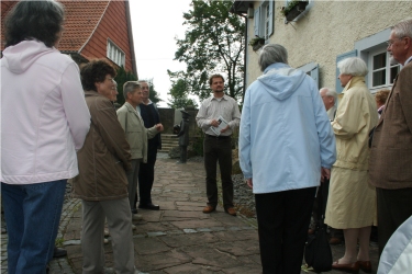 Einführung vom Museumsdirektor Herrn Dr. Sven-Hinrich Siemers (Mitte).